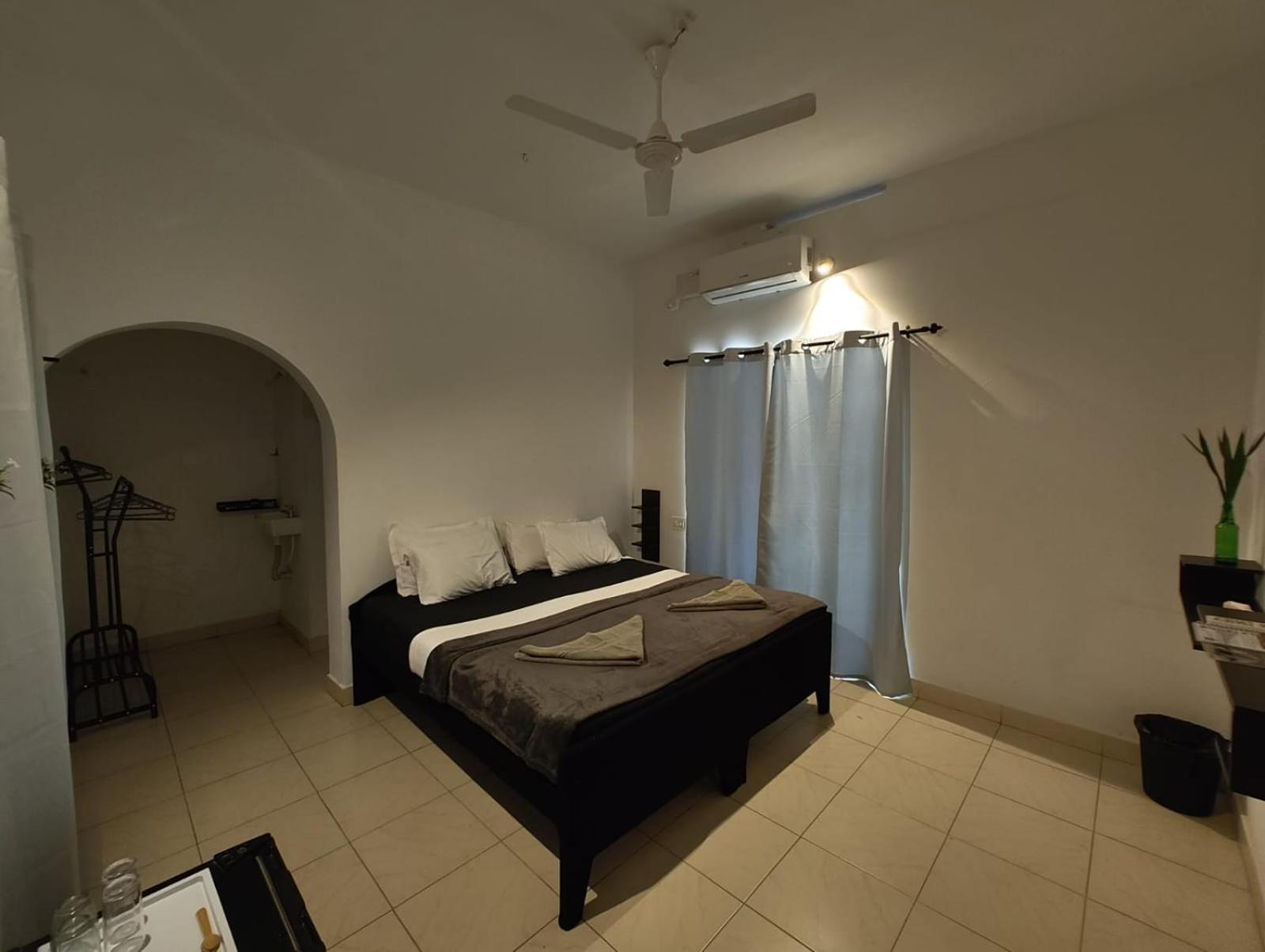 Satta Beach Deluxe Varkala Room photo